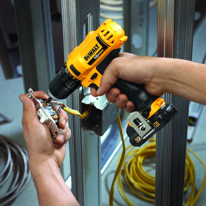 DeWALT Drill/Driver And Impact Driver Combo Kit - Cordless - 12 V 6 DeWALT Drill/Driver And Impact Driver Combo Kit - Cordless - 12 V - Image 4