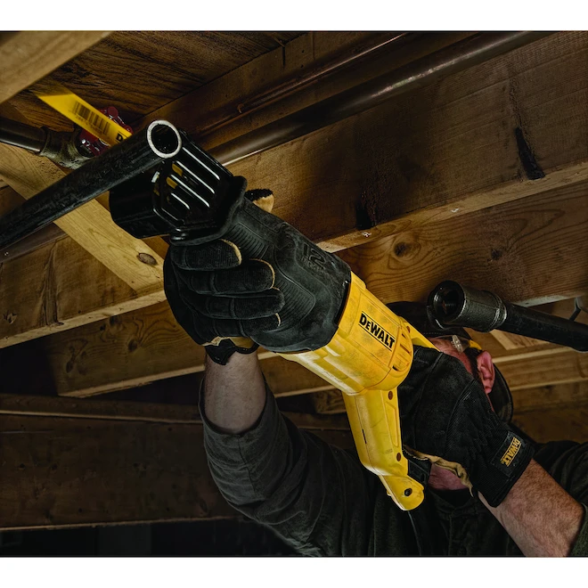 Dewalt Keyless Variable Speed Corded Reciprocating Saw - 12-Amp Motor - 1 1/8-in Stroke Length - Fixed Shoe 3 Dewalt Keyless Variable Speed Corded Reciprocating Saw - 12-Amp Motor - 1 1/8-in Stroke Length - Fixed Shoe