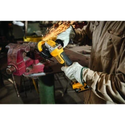 DeWalt XR 20-V Max 4 1/2-in Cordless Angle Grinder - 1350-W - Brushless - Kickback Brake